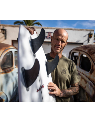 CAPTAIN FINS ARCHY (MATT ARCHBOLD)