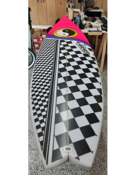 TOWN & COUNTRY SURFBOARD HRT 5' 10 19"1/4  2"1/2  30.09L