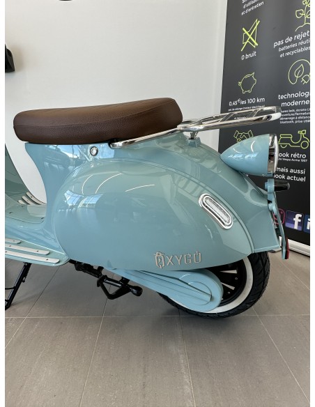 SUPER TANGO Bleu ciel Selle marron Scooter 100% électrique